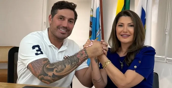 Antonia Fontenelle filia-se ao PSDB no Rio de Janeiro e critica 'guerras de falsas narrativas' na política