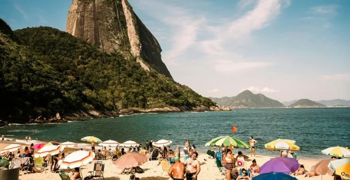 Rio de Janeiro é apontado como pior destino turístico em ranking internacional, mas Brasil bate recordes de visitação