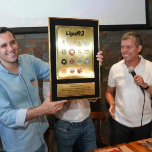 Liga RJ se reúne com Prefeito Eduardo Cavaliere e pede avanços para a Série Ouro do Carnaval Carioca