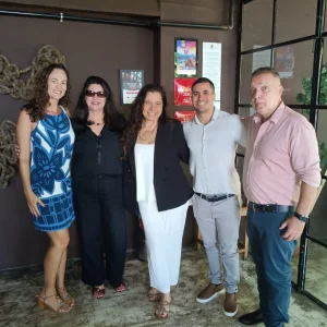 Santa Teresa MGallery Acolhe Embaixadores do Turismo do RJ em Evento de Networking e Parcerias