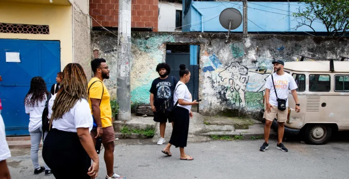 Projeto aMARÉlo: Comunicadores de favelas do Rio lançam revista com narrativas culturais e fortalecimento de territórios