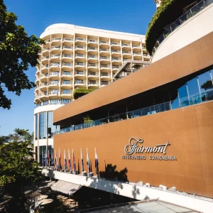 Fairmont Rio de Janeiro Copacabana Celebra o SailGP com Lounge Exclusivo e Sabores Cariocas