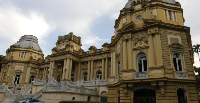 STF forma placar de 4 a 1 para eleições indiretas no Rio de Janeiro; julgamento é suspenso