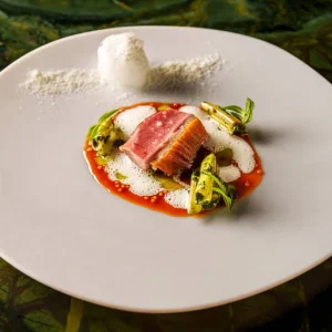 Tuju e Evvai Conquistam Três Estrelas Michelin, Sendo os Primeiros na América Latina