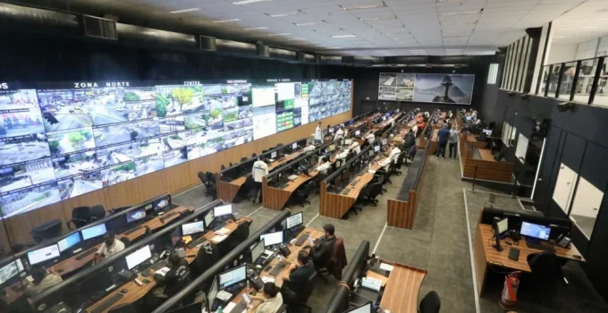 Barra da Tijuca Recebe Reforço Massivo de Câmeras para Otimizar Trânsito e Segurança Urbana