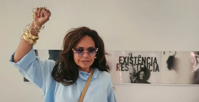 Adele Fátima, Diva Negra da Cultura Brasileira, encanta com contação de histórias pelo Rio de Janeiro