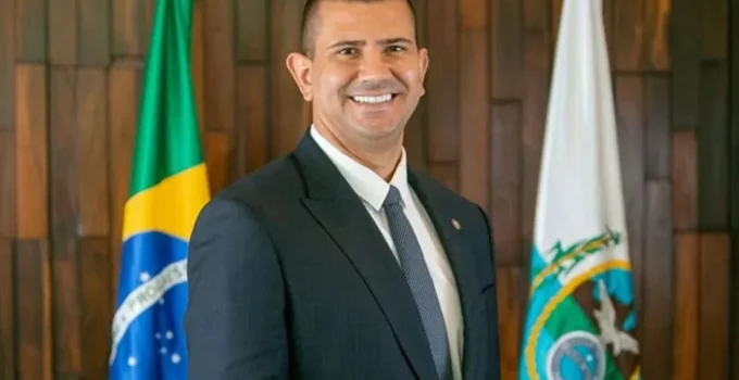 Douglas Ruas é eleito presidente da Alerj em votação com boicote da oposição; PL reforça força no Rio