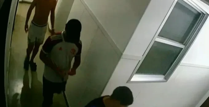 Justiça do Rio determina internação de adolescente envolvido em estupro coletivo em Copacabana