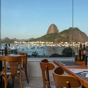 Comer Fora no Rio de Janeiro: Uma Experiência Saborosa e Diversificada em Toda a Cidade