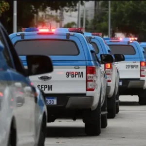 Polícia Militar do RJ: Mais de 4.400 agentes reforçam segurança em feriadão prolongado em estradas, praias e pontos turísticos