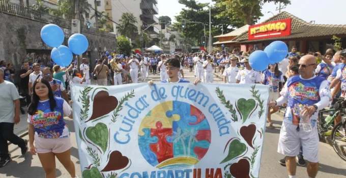 Ilha do Governador celebra 10ª Caminhada pela Conscientização do Autismo com mais de 2 mil participantes e promessa de centro de atendimento