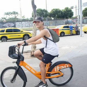 Moradores e Frequentadores do Entorno do Maracanã Relatam Clima de Insegurança e Pedem Mais Policiamento