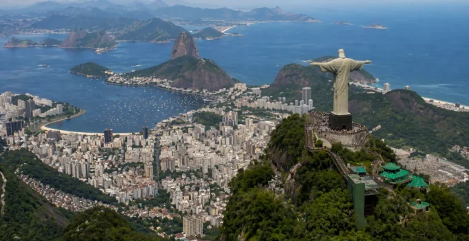 Feriado de São Jorge no Rio de Janeiro: Tradição e Fé Impulsionam Economia e Turismo em R$ 47,6 Milhões