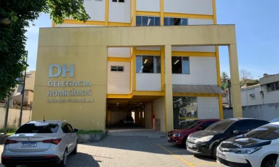 Arsenal de Guerra Descoberto em Residência no Complexo do Caju, Zona Norte do Rio de Janeiro