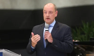 Governador Interino do RJ, Ricardo Couto, Implementa Teto para Cargos Comissionados e Amplia Exonerações em Busca de Ajuste Fiscal