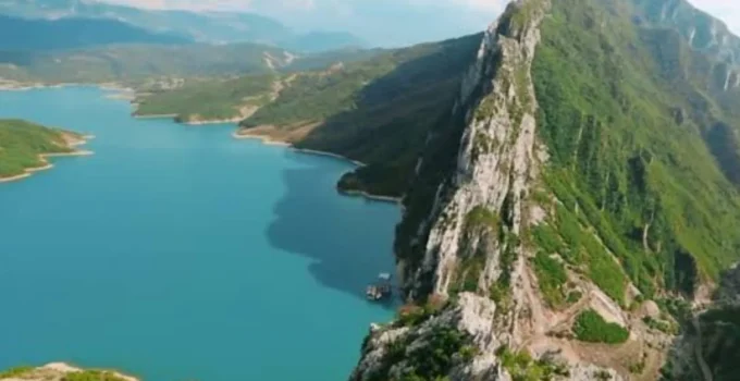 Albânia: O Paraíso Europeu Pouco Conhecido Que Custa Menos Que Uma Viagem Para o Rio de Janeiro em 2026