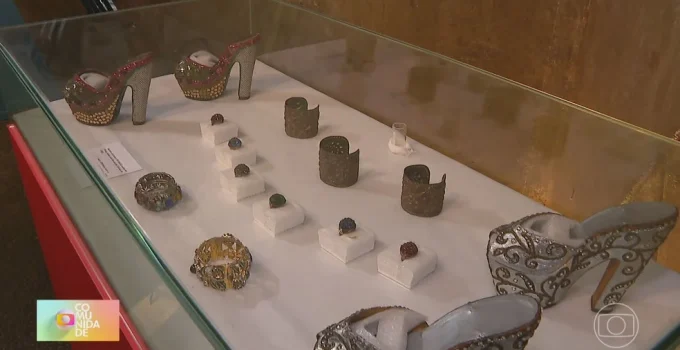 Museu Carmen Miranda no Rio de Janeiro celebra a 'Pequena Notável' com acervo renovado e experiências imersivas