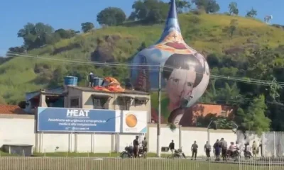 Balão de 20 metros cai em hospital de São Gonçalo, causa pânico e interrupção de atendimentos