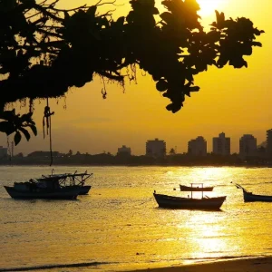 Novo Roteiro Turístico Conecta Litoral de SP e RJ com Praias, Ilhas e Cachoeiras