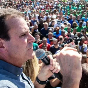 Disputa pelo Governo do Rio: Eduardo Paes lidera, mas pesquisa Quaest aponta alta incerteza e potencial de mudança