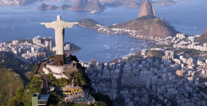 Rio de Janeiro lidera turismo internacional no Brasil com crescimento expressivo em 2026