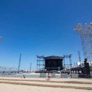 Show de Shakira em Copacabana: Megaoperação de Segurança Mobiliza 8 Mil Agentes e Tecnologia Avançada