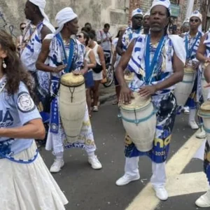 Afoxé Filhos de Gandhi Celebra o Dia do Trabalhador com Cultura e Feijoada no Centro do Rio