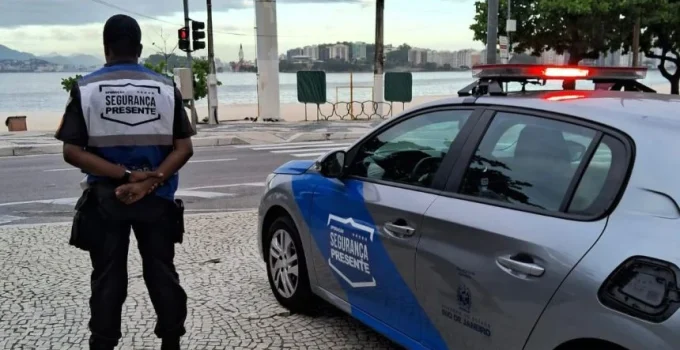 Governo do RJ transfere programas Segurança Presente e Barricada Zero para a Polícia Militar em reestruturação