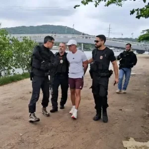 Adilsinho, apontado como chefe do tráfico de cigarros e jogo do bicho, permanece em presídio federal em Brasília