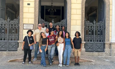 Jovens de Volta Redonda do Cras Monte Castelo Embarcam em Viagem Cultural ao Espaço Cultural da Marinha no Rio