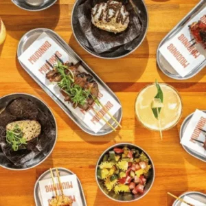 Botequim Carioca se Reinventa: Miudinho Une Samba e Izakaya em Novo Modelo de Negócio