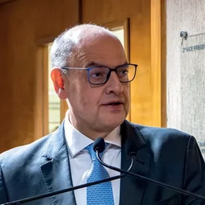 Ricardo Couto anuncia corte de 60% em patrocínios, mas Secretaria de Turismo libera R$ 1,5 milhão em eventos