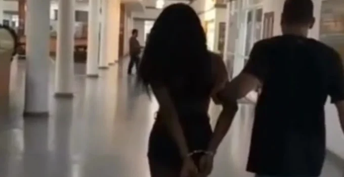 Mulher é presa pela sexta vez por integrar quadrilha de furtos de celulares na Lapa e Copacabana