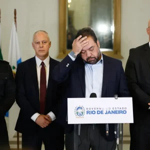 Crise Política no Rio de Janeiro: Falência na Gestão Pública e Abandono do Estado Evidenciam Irresponsabilidade
