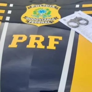 Foragido por estupro é preso em rodovia de Minas Gerais enquanto viajava para o Rio de Janeiro