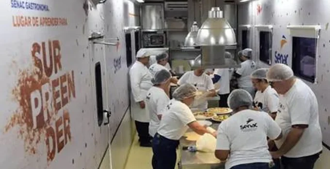 Senac RJ oferece 144 vagas gratuitas em cursos de gastronomia para mulheres em Búzios com foco em empreendedorismo