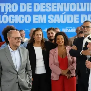 Lula Cobra do Governador do Rio Foco em Milicianos e Corrupção, Ignorando Obras