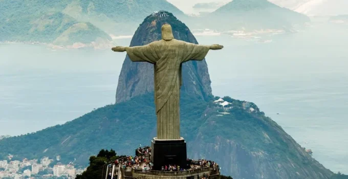 Caminhos do Rio: Especialistas Debatem Potencial Criativo e Econômico da Cultura no Estado