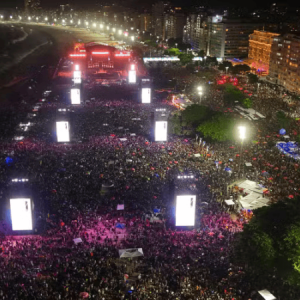 Projeto de Lei Propõe Incluir "Todo Mundo no Rio" no Calendário Turístico Oficial do Brasil