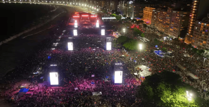 Projeto de Lei Propõe Incluir "Todo Mundo no Rio" no Calendário Turístico Oficial do Brasil
