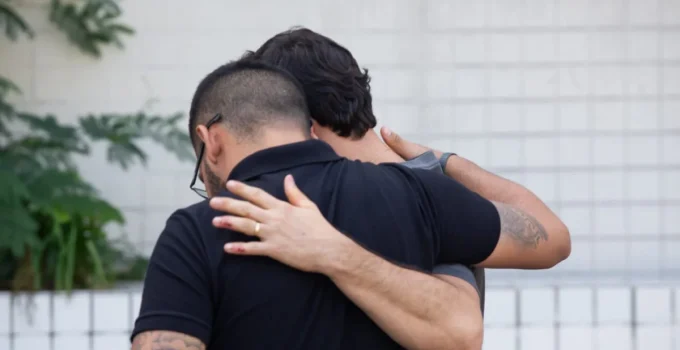 Jovem doméstica Ciene Pires de Paulo, de 43 anos, morre após ser baleada durante tentativa de assalto no Itanhangá
