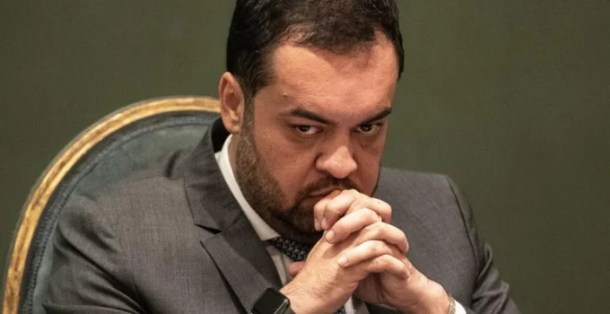 Cláudio Castro Desiste da Disputa pelo Senado no RJ Após Investigações da PF sobre Rioprevidência e Refit