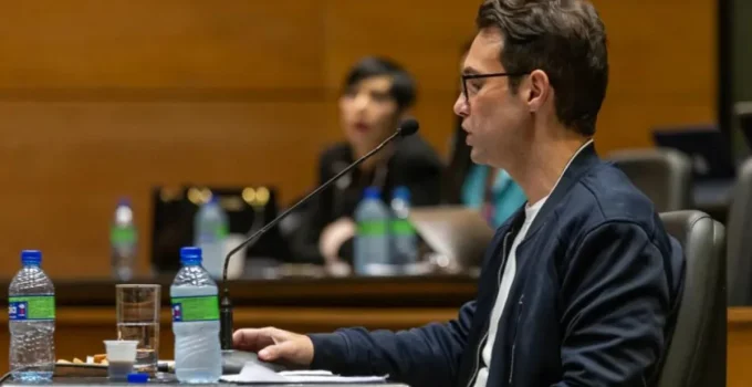 Babá de Henry Borel presta depoimento e muda versão pela terceira vez em julgamento