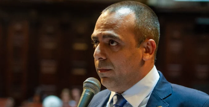 Projeto de Lei no RJ propõe classificar CV e PCC como organizações terroristas em resposta à omissão federal