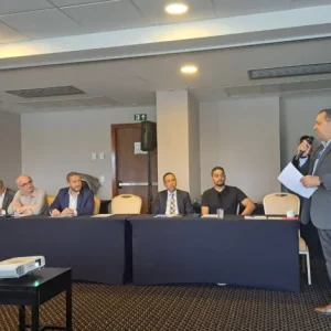 Fórum de Segurança Hoteleira no Rio de Janeiro Recebe Novos Comandantes da PM e Bombeiros para Fortalecer Parcerias