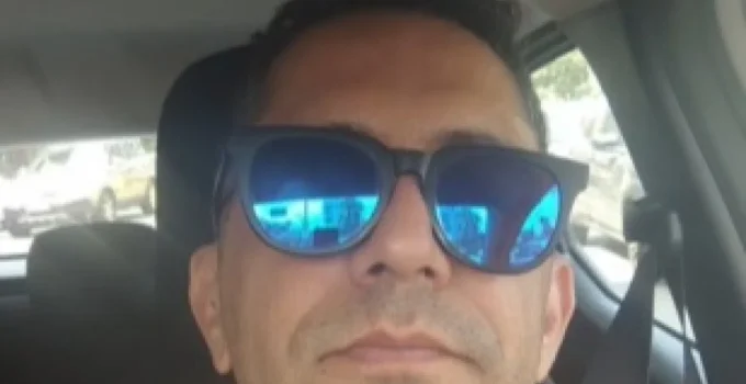 Homem é preso após matar ex-companheira em São Gonçalo e permanecer ao lado do corpo