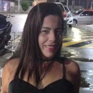Mulher é assassinada a facadas em São Gonçalo; namorado é preso em flagrante