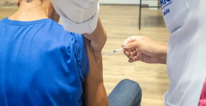 Campanha de Vacinação Contra Gripe no Rio Registra Baixa Adesão e Fica Longe da Meta de 90%