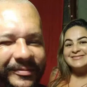 Homem se entrega à polícia após matar ex-mulher na frente dos filhos em Duque de Caxias