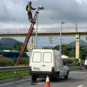 DER-RJ Instala 133 Radares Eletrônicos na RJ-106 para Aumentar Segurança e Reduzir Acidentes